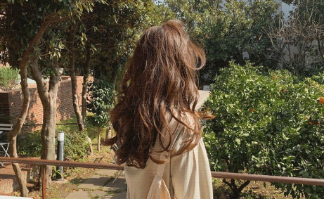 女朋友|女朋友和别人说我是她朋友什么意思