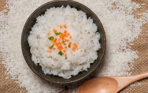 馊米饭|馊米饭吃了会致癌吗