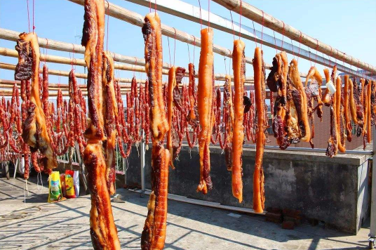 腊肉|腊肉淋雨了可以用热风吹吗