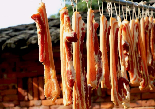 腊肉|腊肉要挂在通风的地方吗