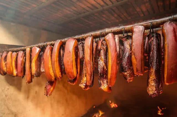 腊肉|腊肉过期了吃了会怎样