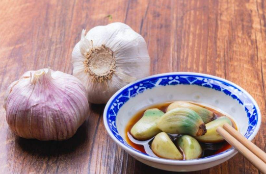 腊八蒜|腌腊八蒜的蒜洗过了会怎样