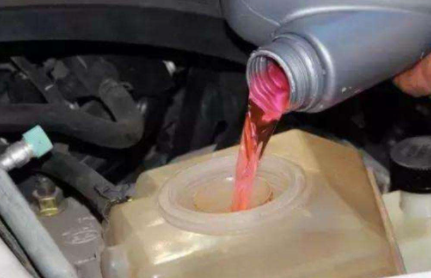 汽车|汽车防冻液少了一点有影响吗