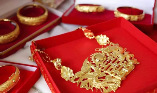 结婚|结婚买三金好还是折现好