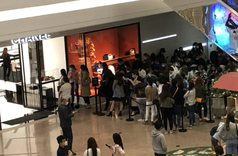 奢侈品|为什么买奢侈品要排队