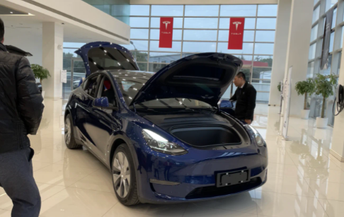 特斯拉|model3落地价23万有现车吗