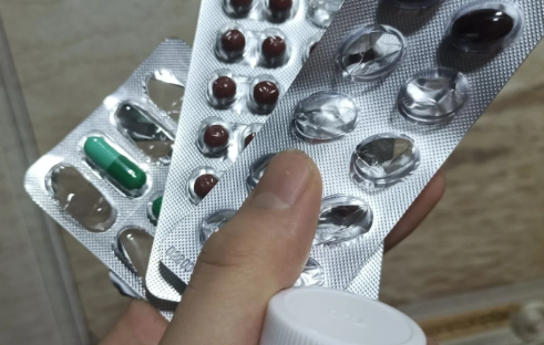 泰尔丝|泰尔丝会把深层的痘爆出来吗