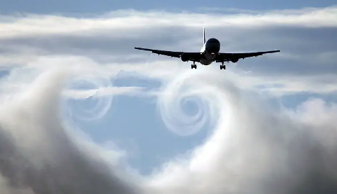 飞机|遇到气流时空姐害怕吗