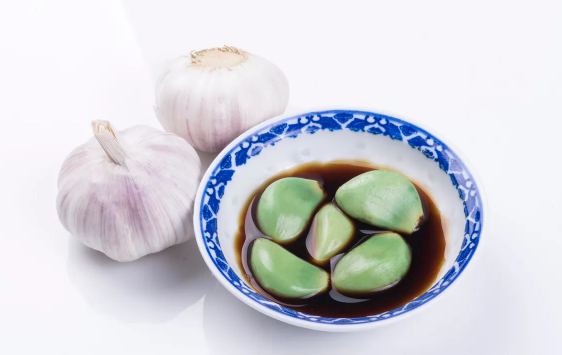 腊八蒜|吃腊八蒜可以降胆固醇吗