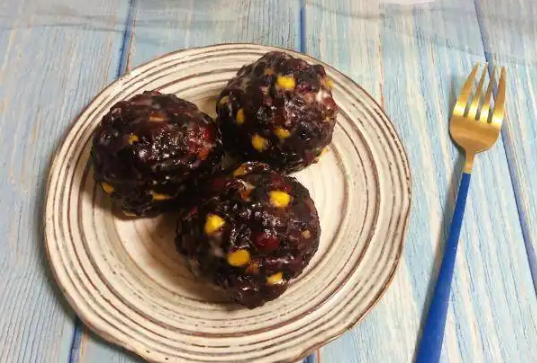 粘豆包|粘豆包用微波炉热多少度多少分钟比较好
