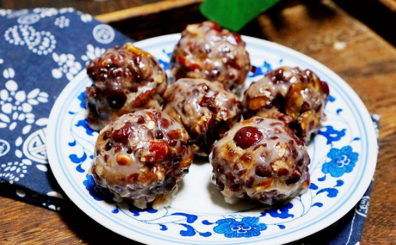 粘豆包|粘豆包怎么蒸不粘锅