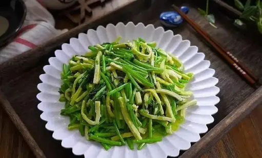 芦蒿|芦蒿吃叶子还是杆子
