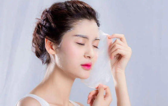 生理盐水|先敷生理盐水还是先洗脸