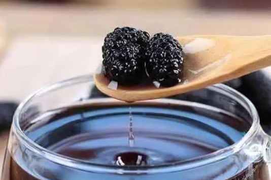 桑葚干|桑葚干泡水一天需几粒