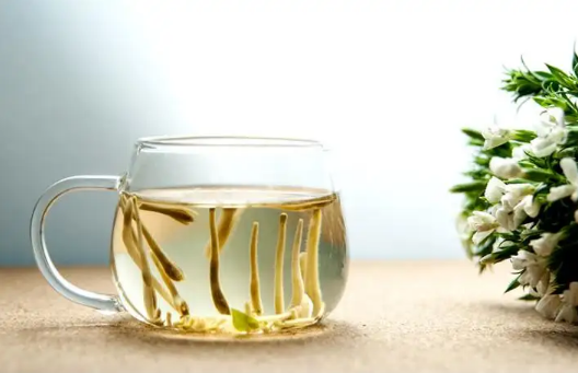 金银花|金银花蒸黑了还能喝吗