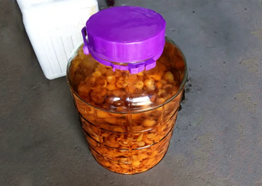 枇杷|枇杷果泡酒是整个泡还是剥开