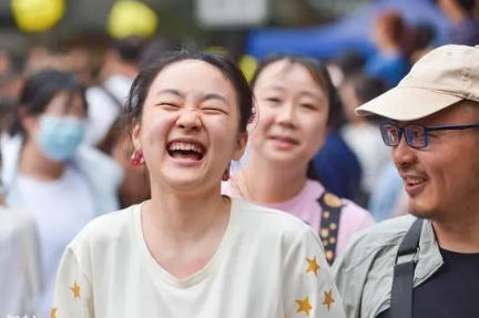 高考|2022年高考同一考场分AB卷吗