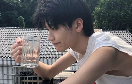 恋爱|恋爱中PUA另一半违法吗