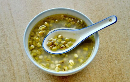 绿豆汤|绿豆汤可以放冰箱冰冻多久