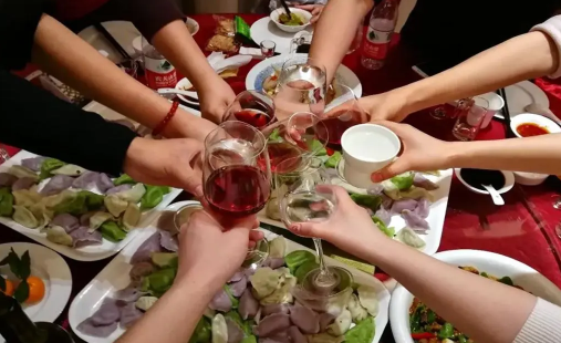 升学宴|同学办升学宴用不用随礼