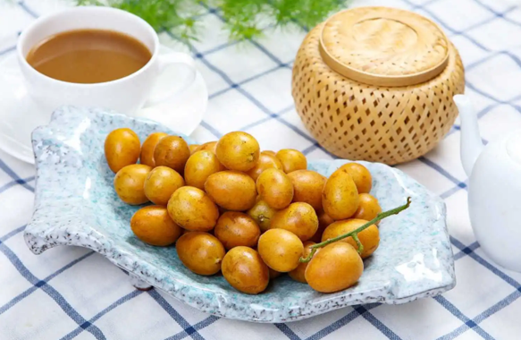 黄皮果|黄皮果腌制用蜂蜜好还是冰糖好