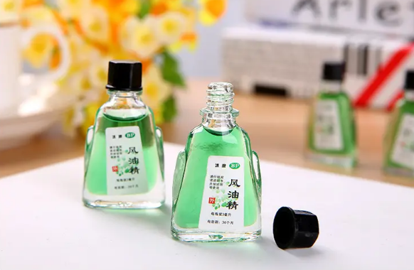 风油精|风油精能防中暑吗