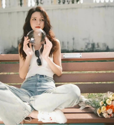 挂脖吊带|挂脖吊带适合什么裙子比较辣妹