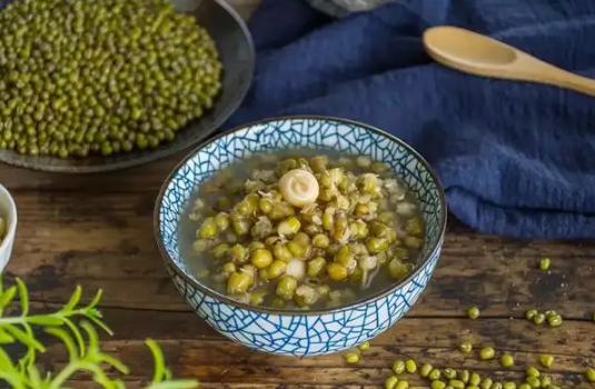 绿豆汤|绿豆汤直接煮好还是绿豆泡一下好