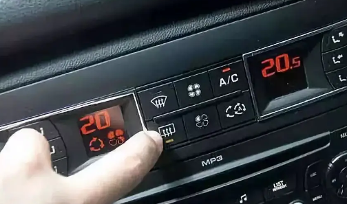 汽车|汽车后视镜加热下雨天有用吗