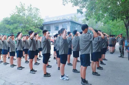 高一|2022年高一军训后是直接上课吗