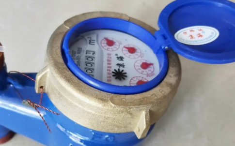 水表|水表一个月跑了三百多吨水正常吗