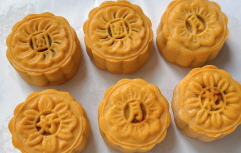 月饼|为什么有人回收月饼