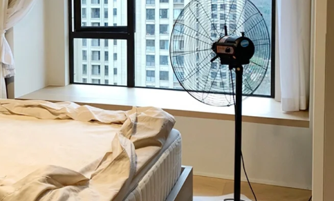 家具|家具一年了还有木头味道是甲醛吗