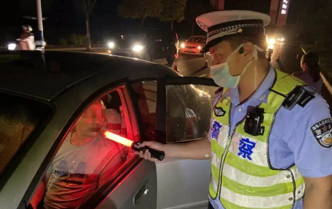 酒驾|酒驾暂扣驾照六个月不去考试可以吗