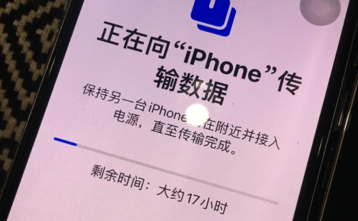 iPhone14|iPhone14传输数据后黑屏什么情况