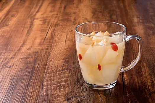 梨水|煮梨水不放冰糖能去火吗