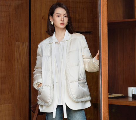 鹅绒服|鹅绒服能用挂烫机熨烫吗