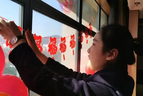 春节|2023春节卧室门挂什么好