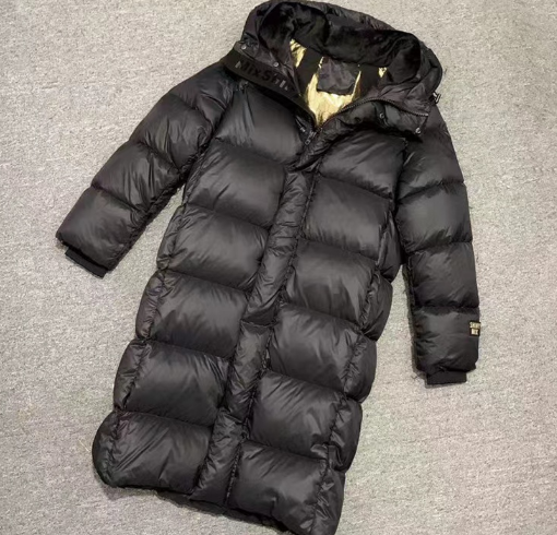 黑金|黑金羽绒服的黑金是啥