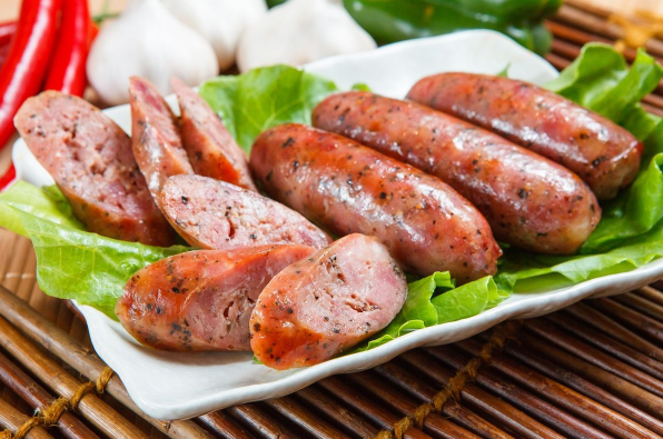 香肠|灌香肠用肉馅还是肉块